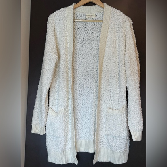 NWOT BOBBIE BROOKS Cream Textured Cardigan - Picture 1 of 8